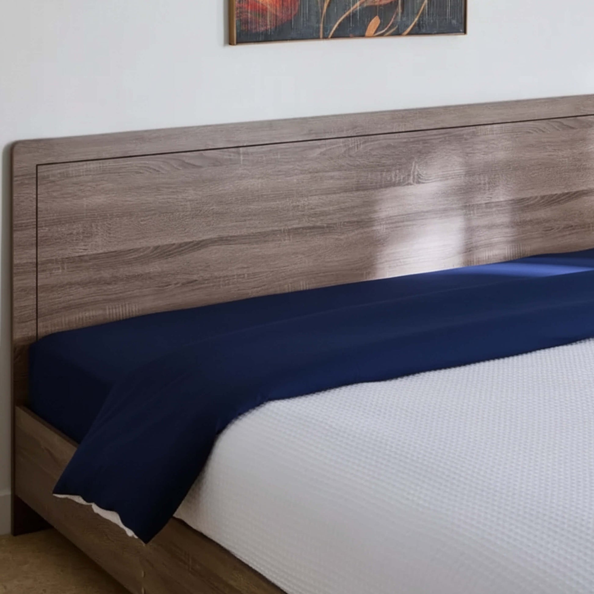 King Size Bed 180x200 cm dimensions for master bedroom